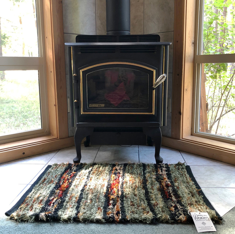 “We have really enjoyed our new rug created by Kathy. It offers so much rich color and texture to the room, and we love that it is made with Pendleton© woolen mill ends. The quality of Kathy’s weaving and finishing is excellent.” -Carol B. 